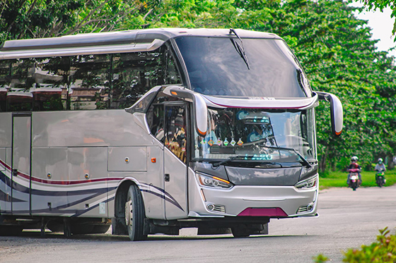 Cleveland coach bus service